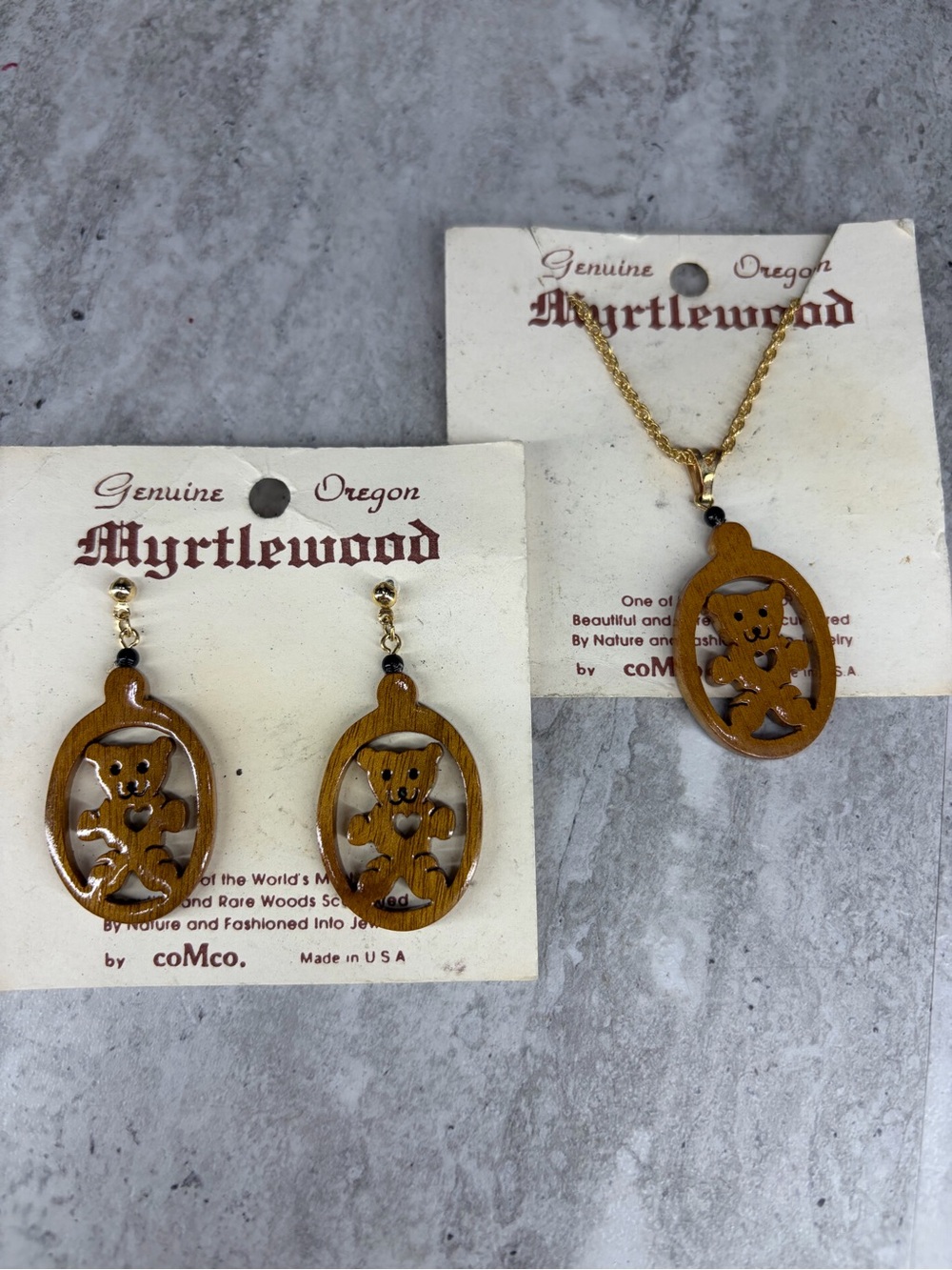 Oregon Myrtlewood Jewelry Set Carved Bears Necklace Earrings New Old Stock Wood